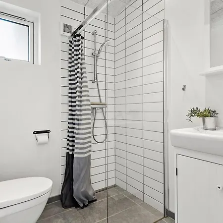 Cozy In With Sauna Feriehus *